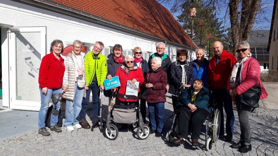 Besuch BRK im Erinnerungsort BADEHAUS